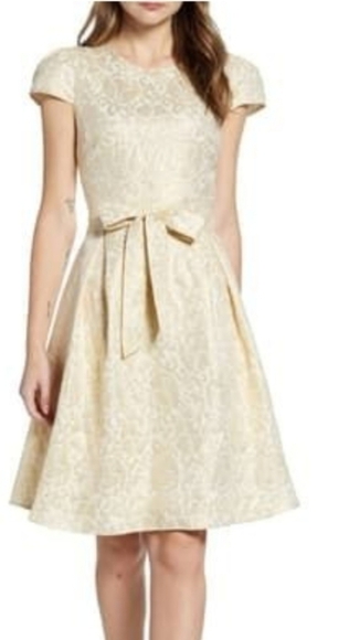 𝅺Gibson X High Sugarplum Holiday Joyeux Cap Sleeve Fit and Flare Dress - Picture 1 of 17